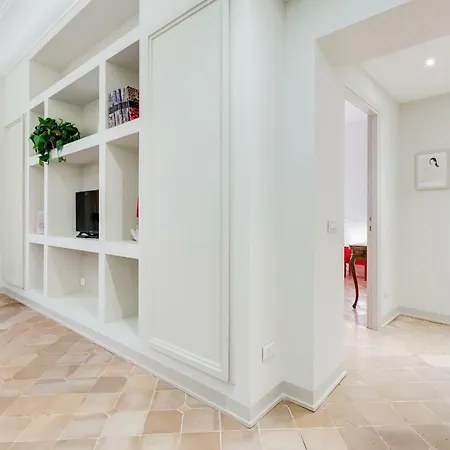 Pantheon Apartment Rome